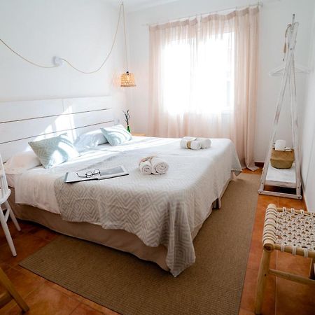 Hostal Sa Posada Set Cales Ciutadella  Exteriör bild