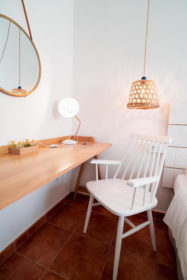 Hostal Sa Posada Set Cales Ciutadella  Exteriör bild