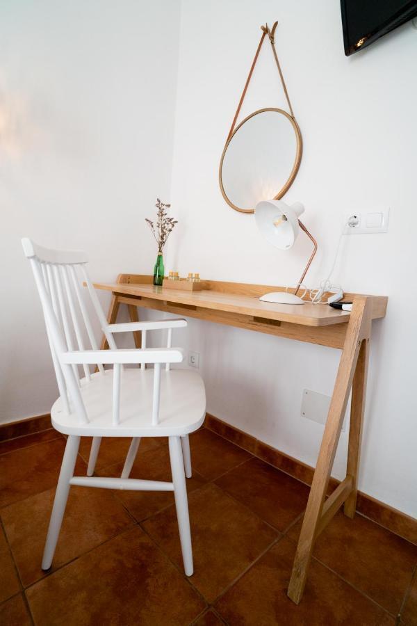 Hostal Sa Posada Set Cales Ciutadella  Exteriör bild